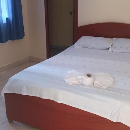 Morales Inn Tarapoto Buitenkant foto