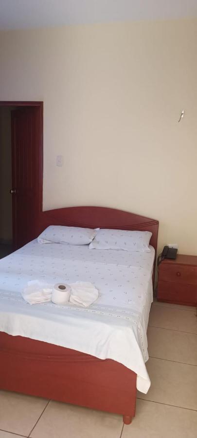 Morales Inn Tarapoto Buitenkant foto